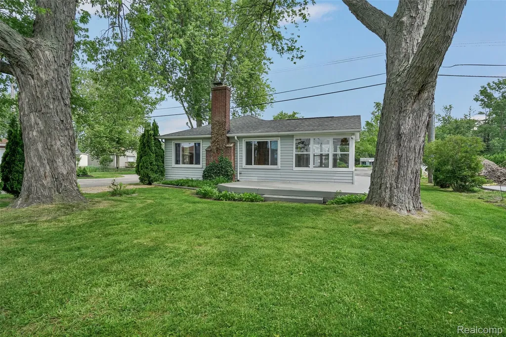4901 Pointe Tremble Road Algonac City MI 48001