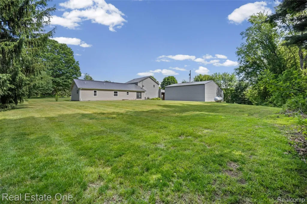 3708 Hideaway Court Brighton Township MI 48114