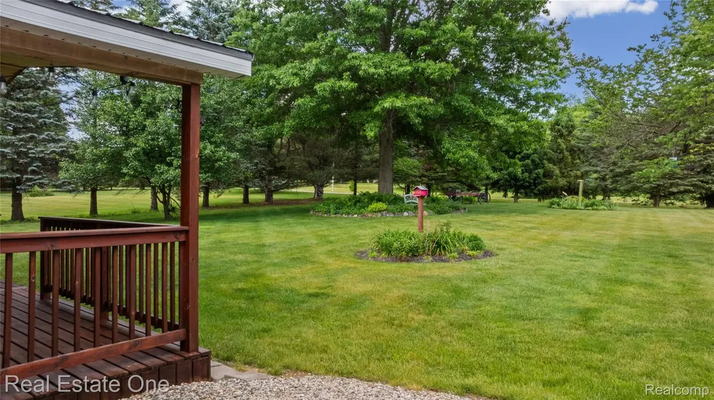 3708 Hideaway Court Brighton Township MI 48114