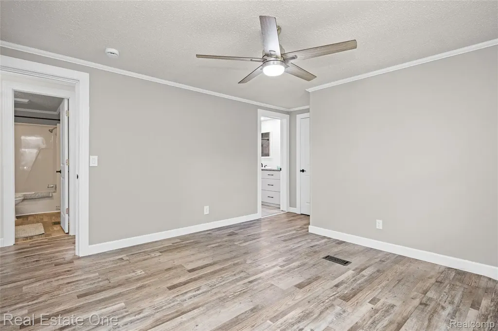 3708 Hideaway Court Brighton Township MI 48114