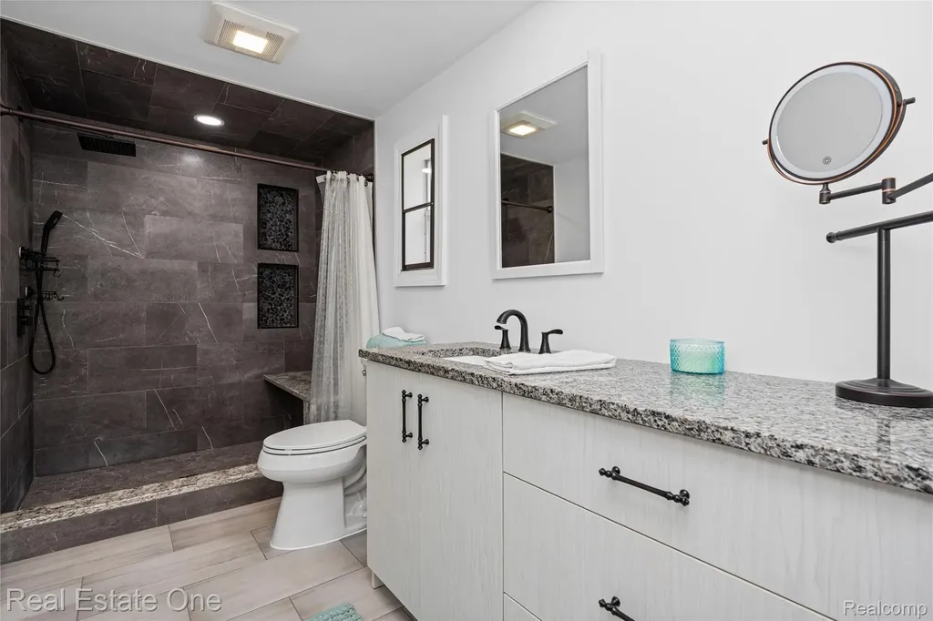 3708 Hideaway Court Brighton Township MI 48114
