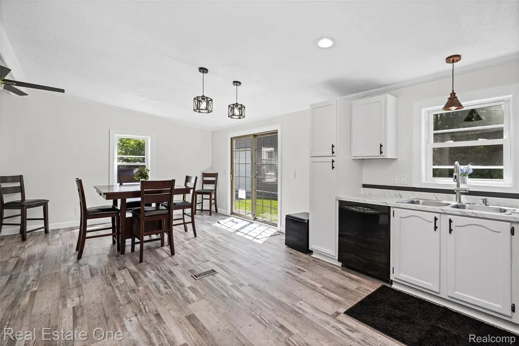 3708 Hideaway Court Brighton Township MI 48114