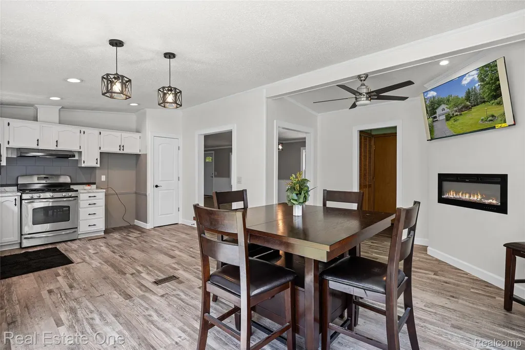 3708 Hideaway Court Brighton Township MI 48114