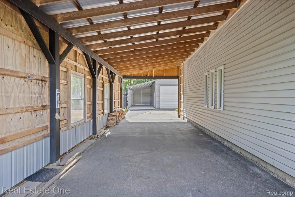 3708 Hideaway Court Brighton Township MI 48114