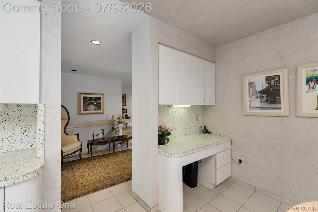 6273 Celeste Road West Bloomfield Charter Township MI 48322