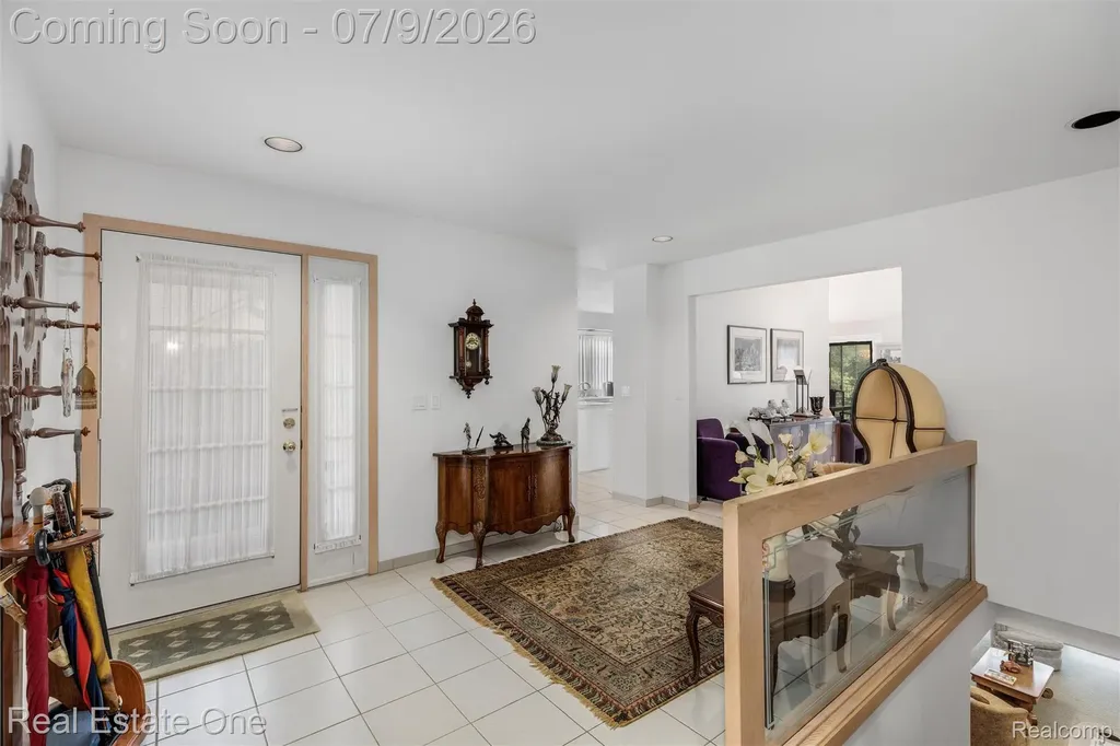 6273 Celeste Road West Bloomfield Charter Township MI 48322