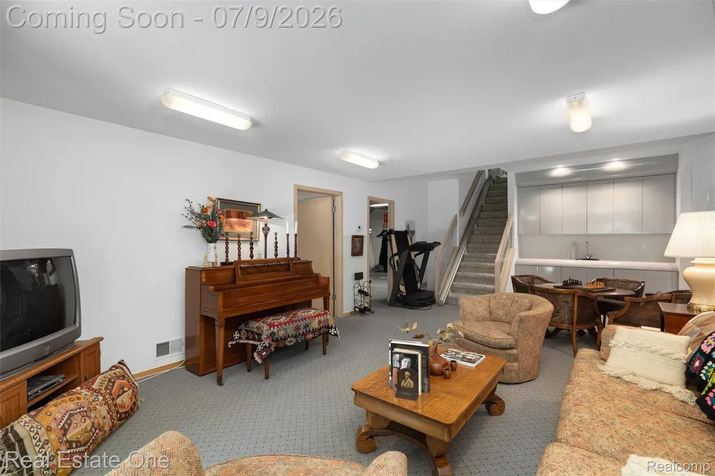 6273 Celeste Road West Bloomfield Charter Township MI 48322