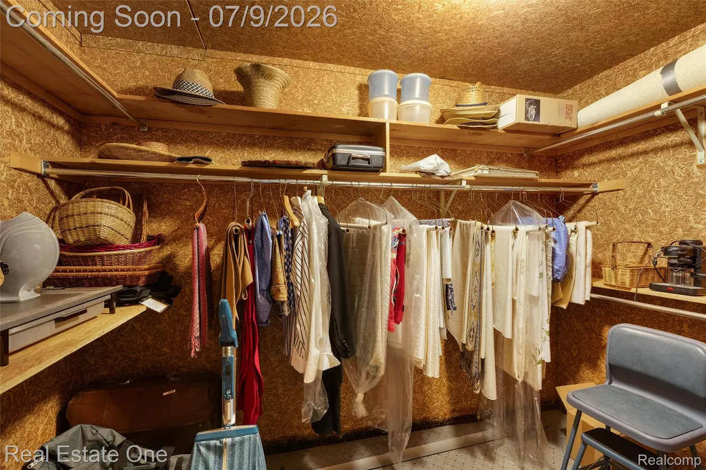 6273 Celeste Road West Bloomfield Charter Township MI 48322