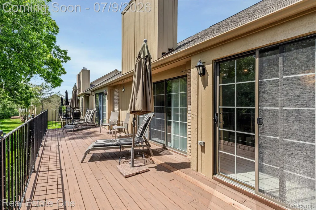 6273 Celeste Road West Bloomfield Charter Township MI 48322
