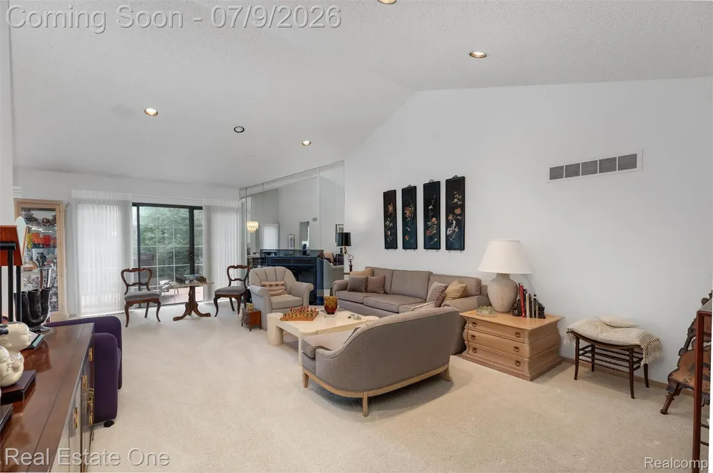 6273 Celeste Road West Bloomfield Charter Township MI 48322