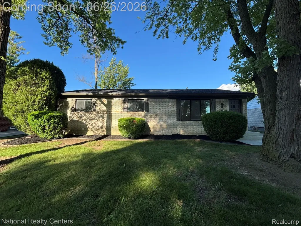2362 Milverton Drive Troy City MI 48083