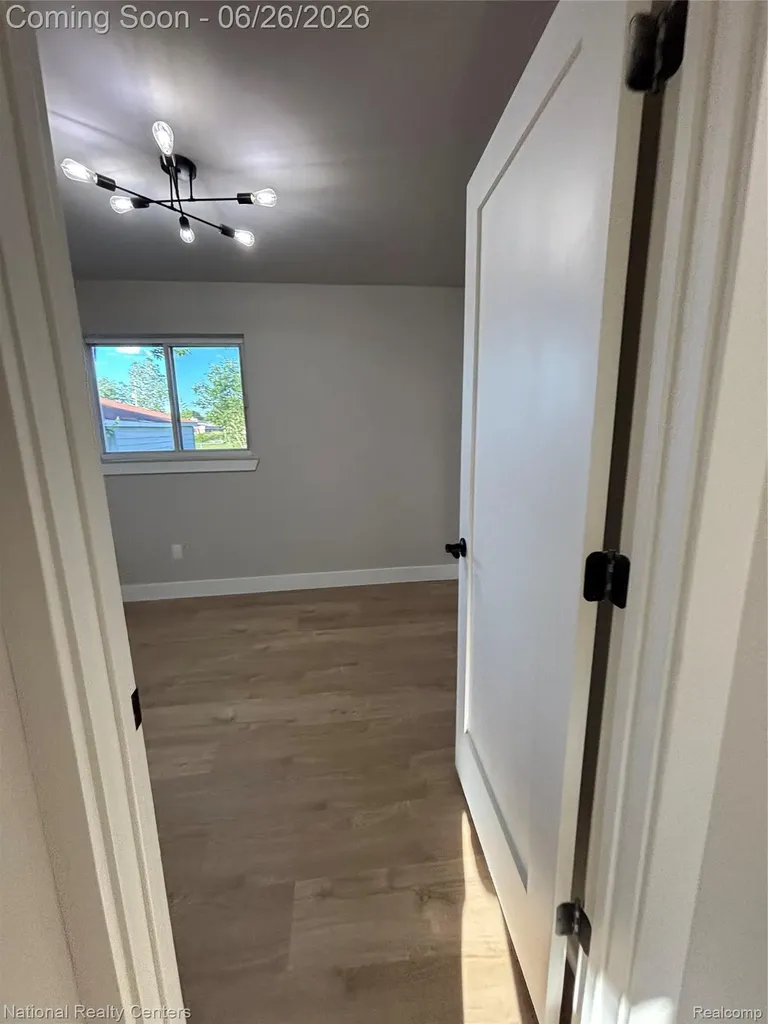2362 Milverton Drive Troy City MI 48083
