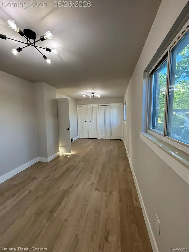 2362 Milverton Drive Troy City MI 48083