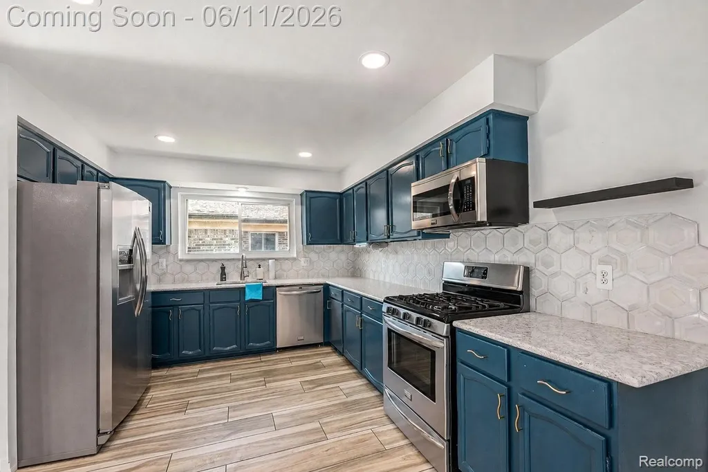 35826 Foothill Drive Sterling Heights City MI 48312