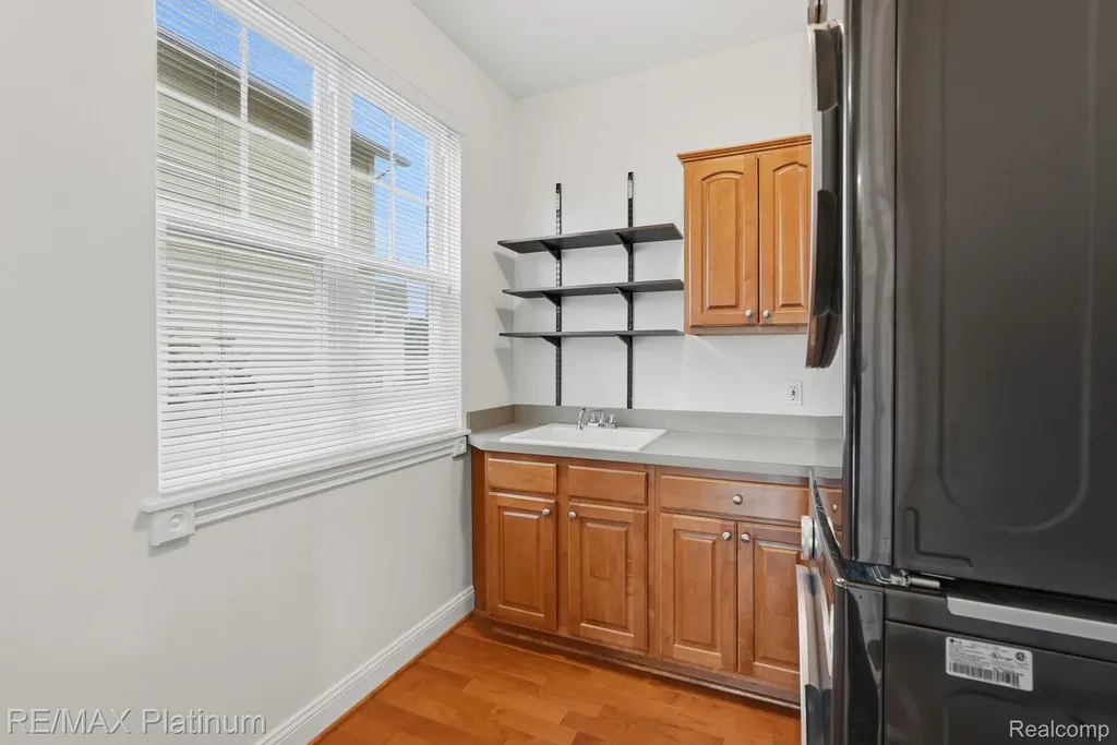 1713 Town Commons Drive Howell City MI 48855