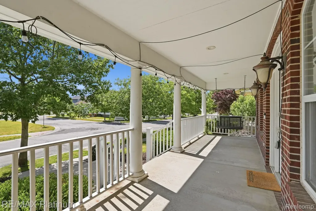 1713 Town Commons Drive Howell City MI 48855