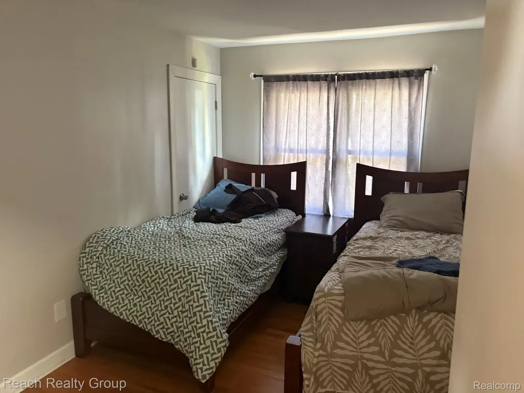 11430 Lenore Redford Charter Township MI 48239