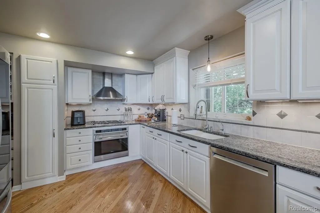 4780 Hillcrest Drive Independence Charter Township MI 48346
