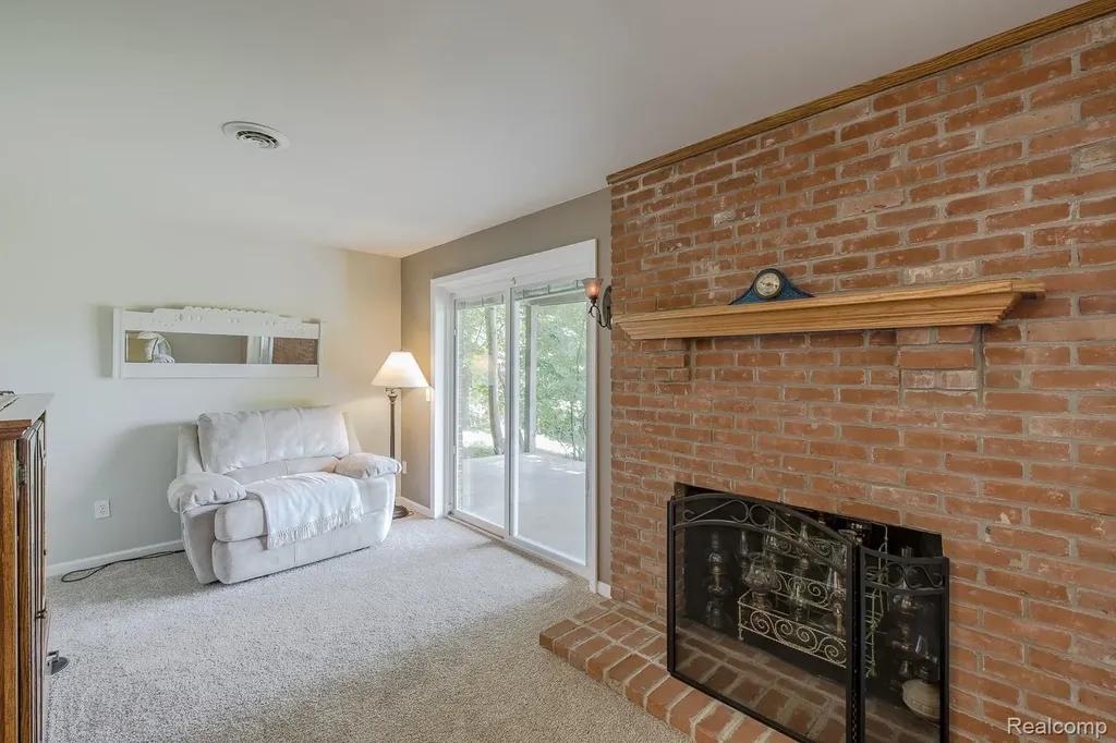 4780 Hillcrest Drive Independence Charter Township MI 48346