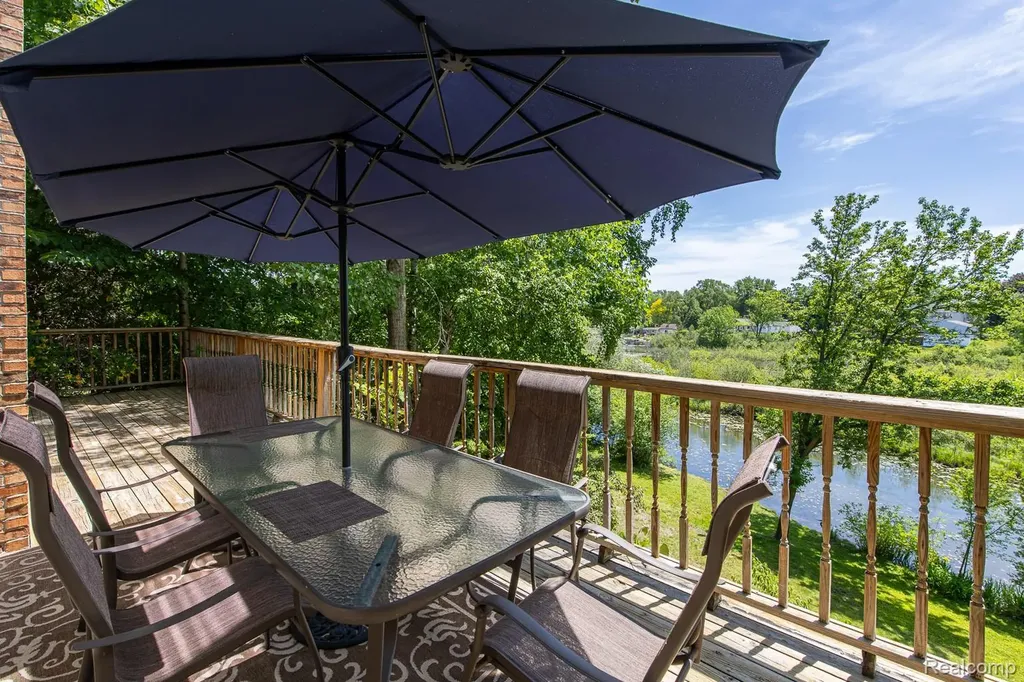 4780 Hillcrest Drive Independence Charter Township MI 48346