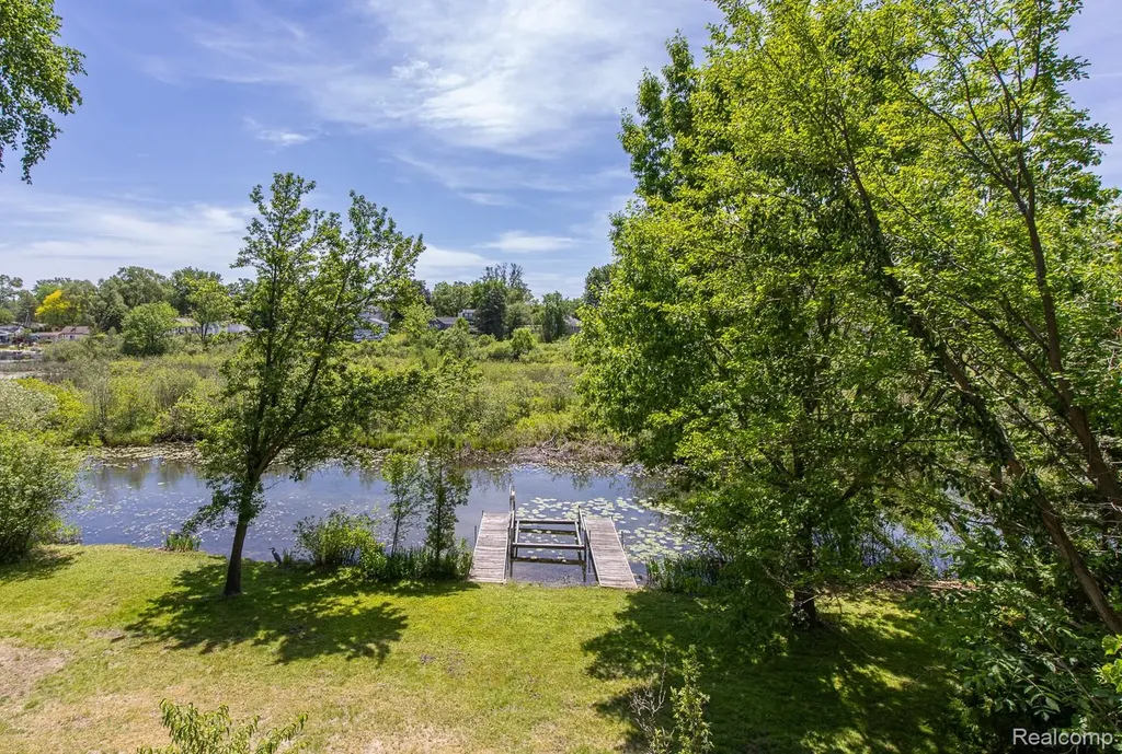 4780 Hillcrest Drive Independence Charter Township MI 48346