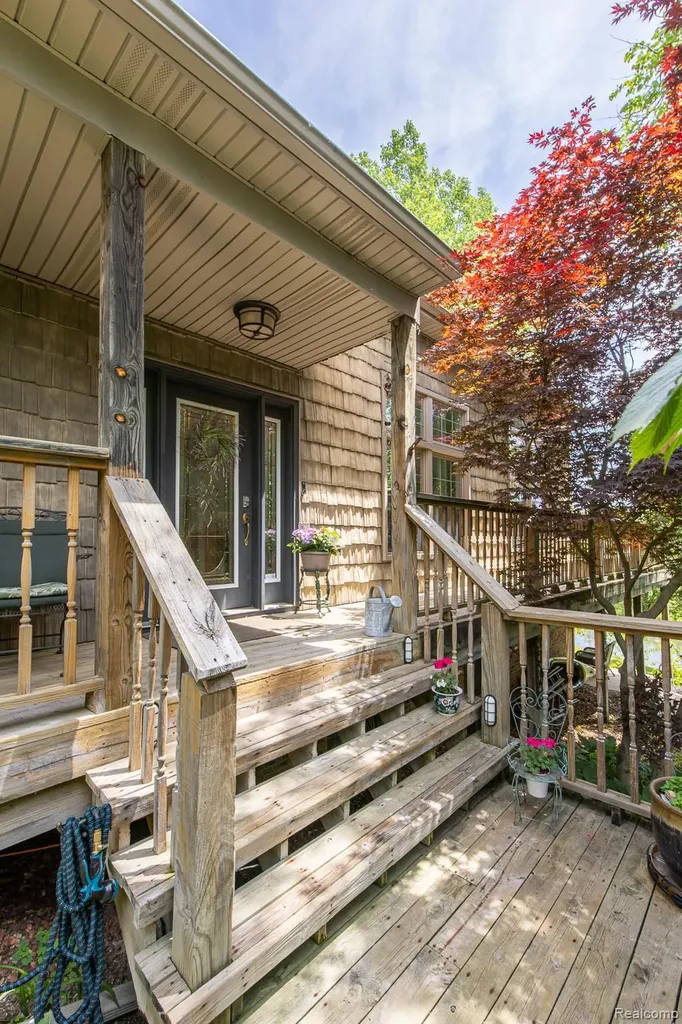 4780 Hillcrest Drive Independence Charter Township MI 48346