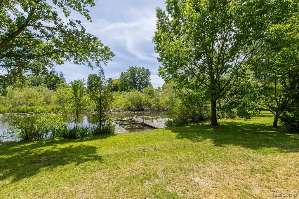 4780 Hillcrest Drive Independence Charter Township MI 48346