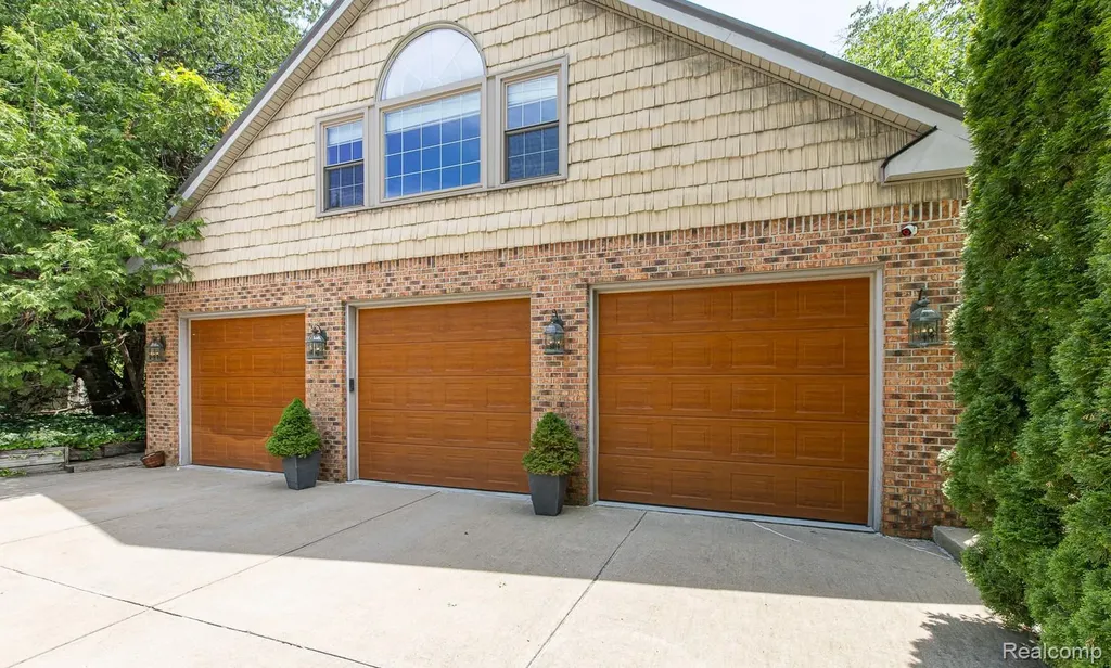 4780 Hillcrest Drive Independence Charter Township MI 48346