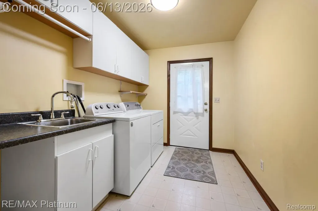 12902 Autumn Ridge Court Brighton Township MI 48380