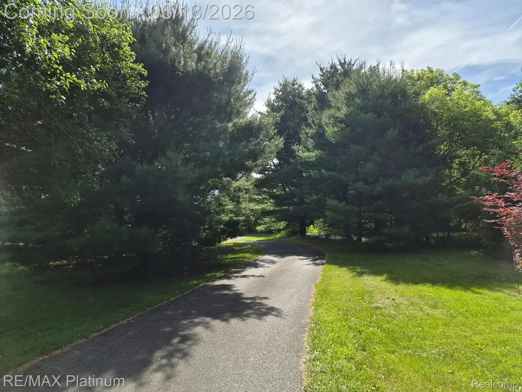 12902 Autumn Ridge Court Brighton Township MI 48380