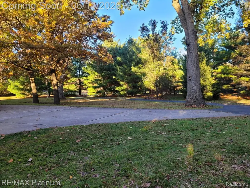12902 Autumn Ridge Court Brighton Township MI 48380