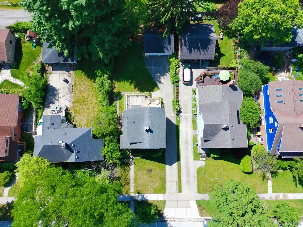 22637 Park Street Dearborn City MI 48124