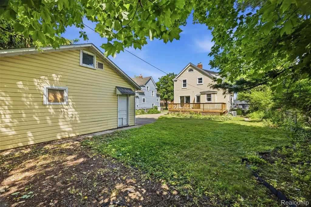 22637 Park Street Dearborn City MI 48124