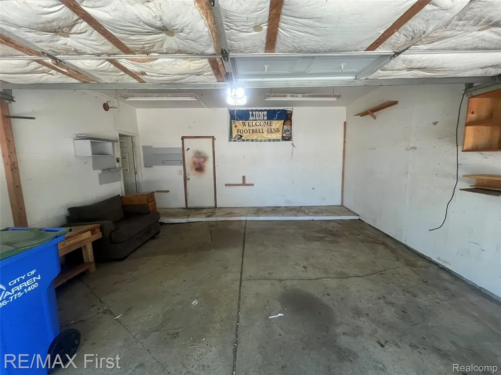 25101 Masch Avenue Warren City MI 48091
