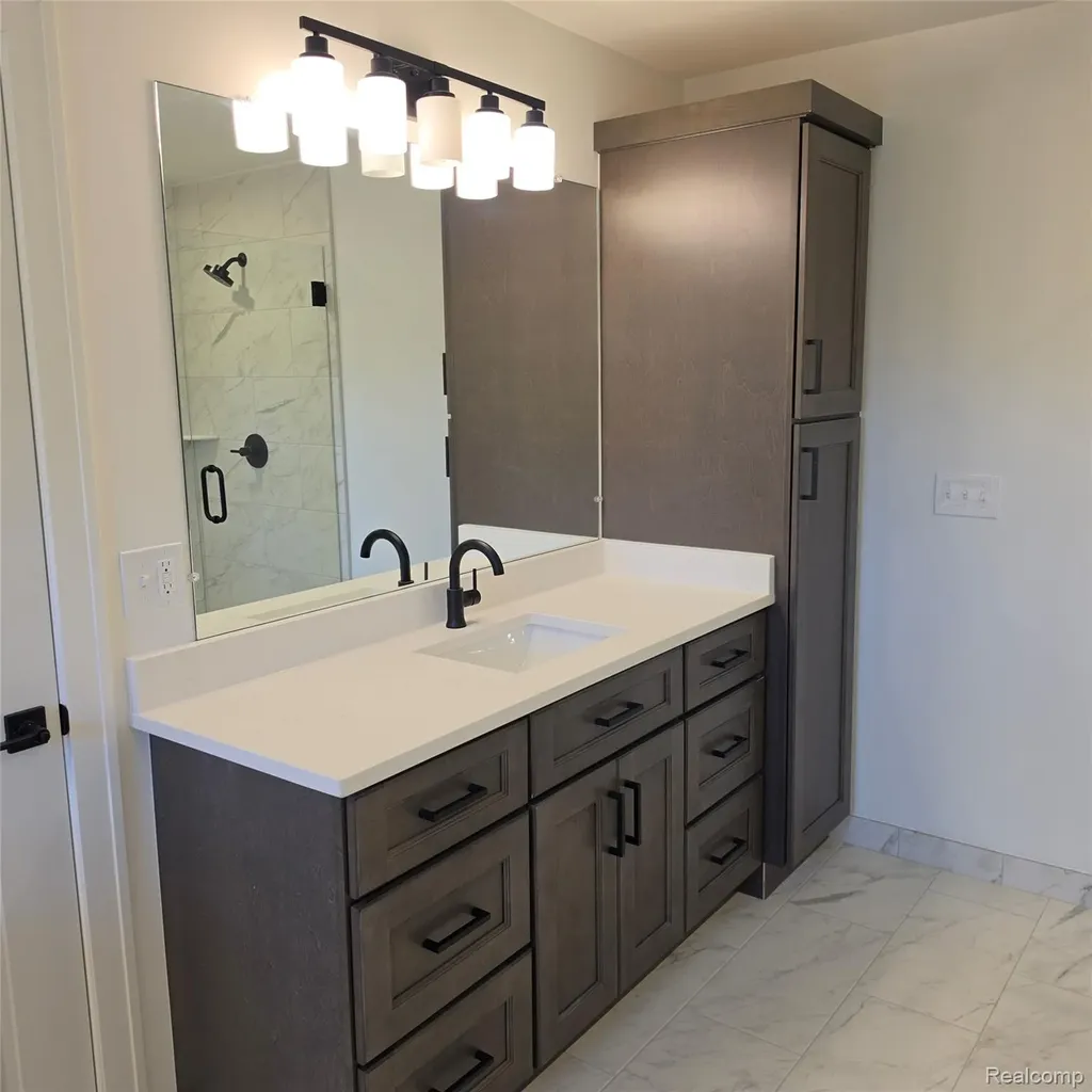 7338 Brys Drive Shelby Charter Township MI 48316