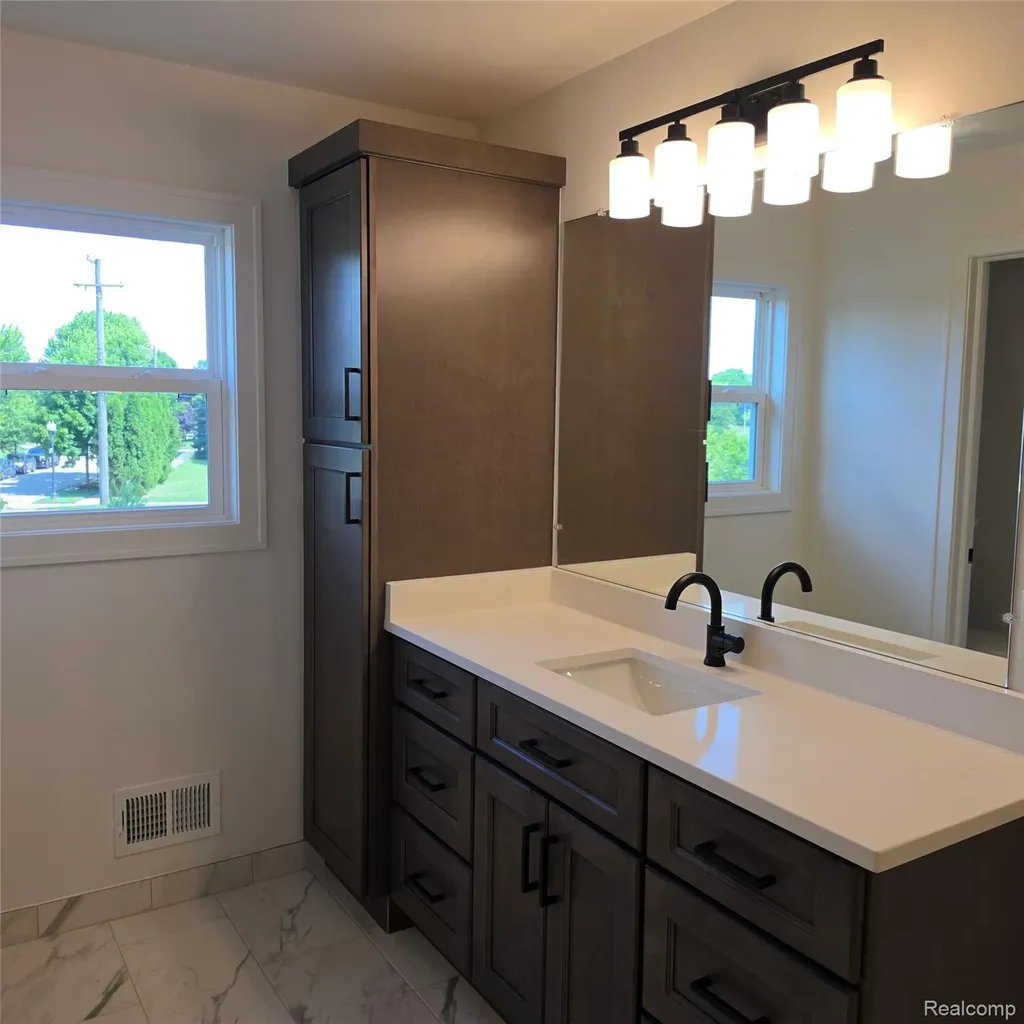 7338 Brys Drive Shelby Charter Township MI 48316