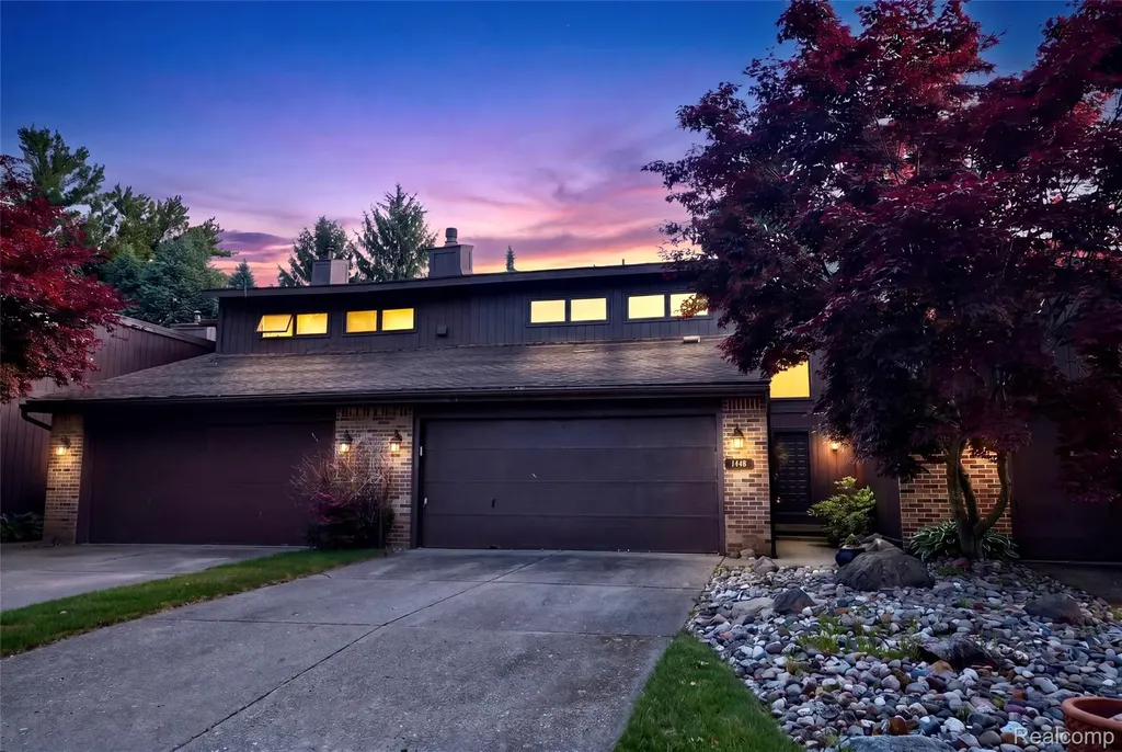 1448 Beaumont Court Flushing City MI 48433