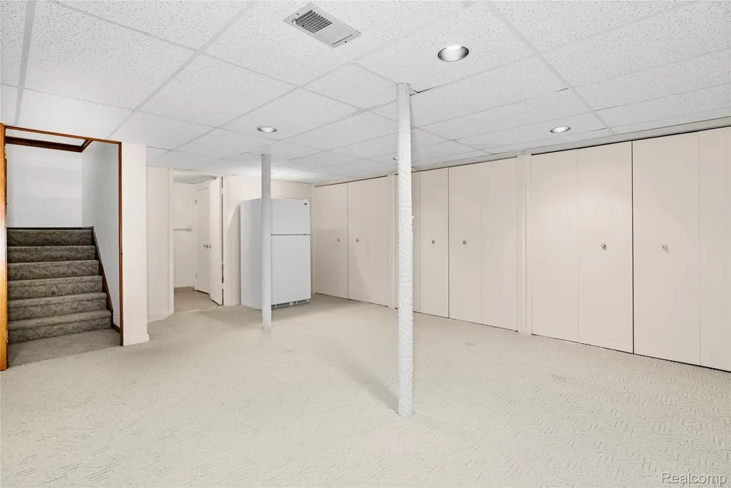 1448 Beaumont Court Flushing City MI 48433