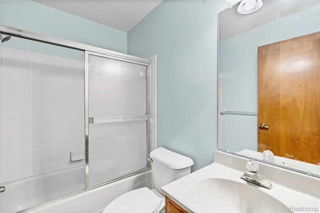 1448 Beaumont Court Flushing City MI 48433
