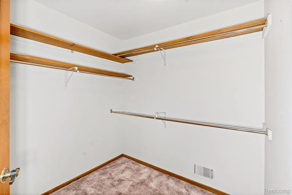 1448 Beaumont Court Flushing City MI 48433
