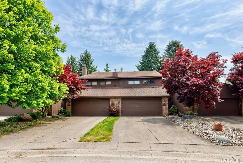 1448 Beaumont Court Flushing City MI 48433