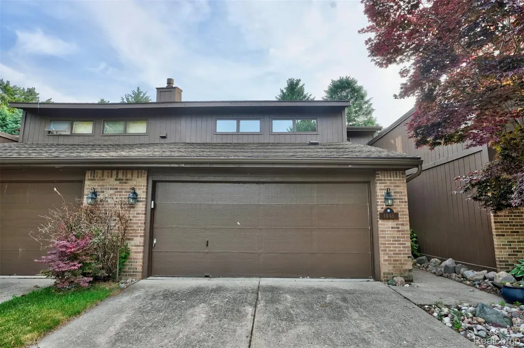 1448 Beaumont Court Flushing City MI 48433