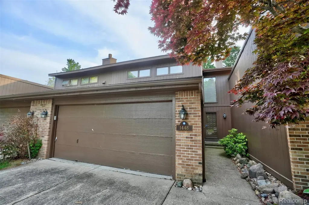 1448 Beaumont Court Flushing City MI 48433