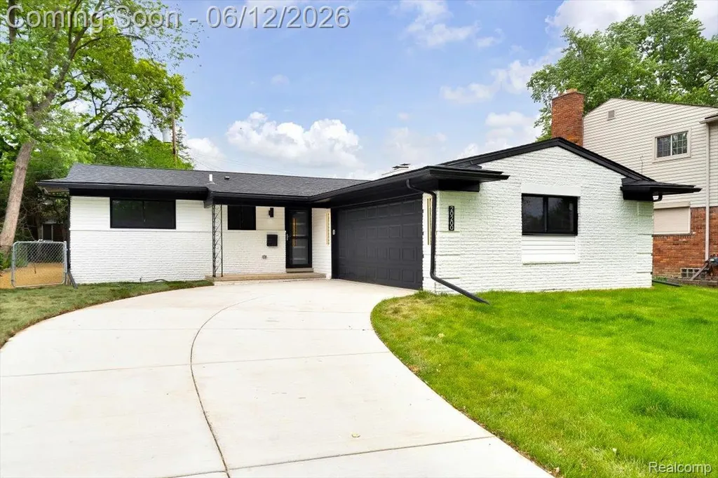 20200 Brookshire Street Southfield City MI 48076
