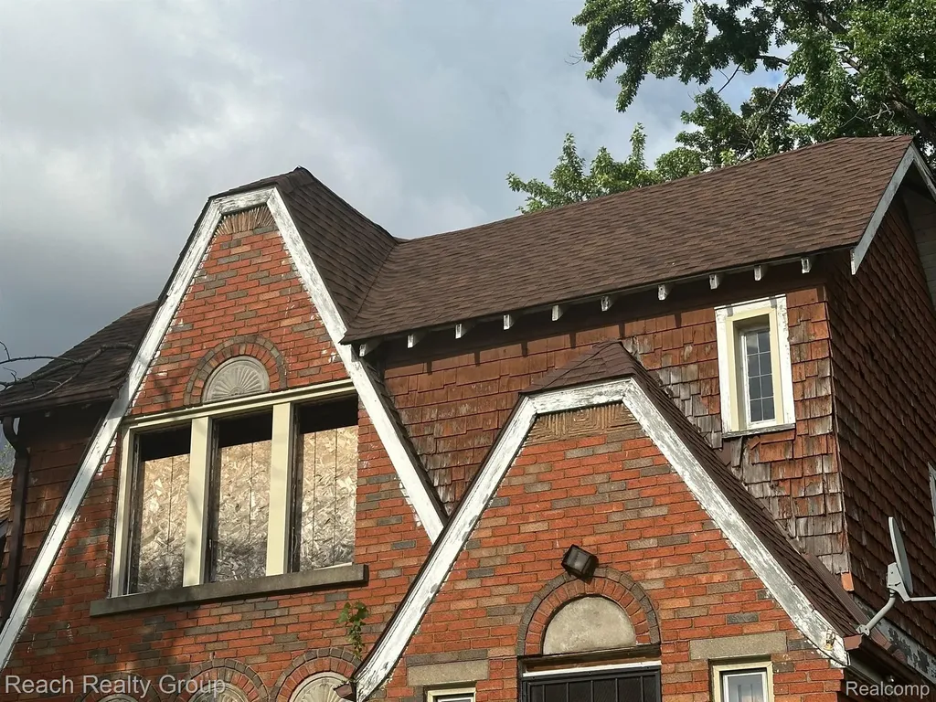 13614 Meyers Road Detroit City MI 48227