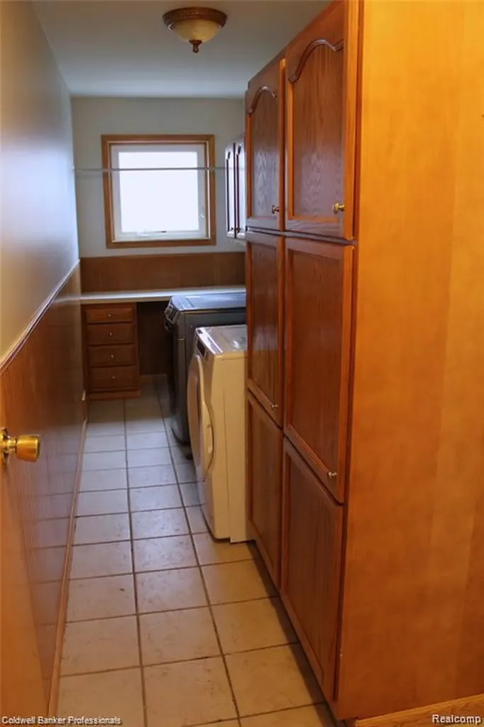 44227 Brandywyne Road Canton Charter Township MI 48187