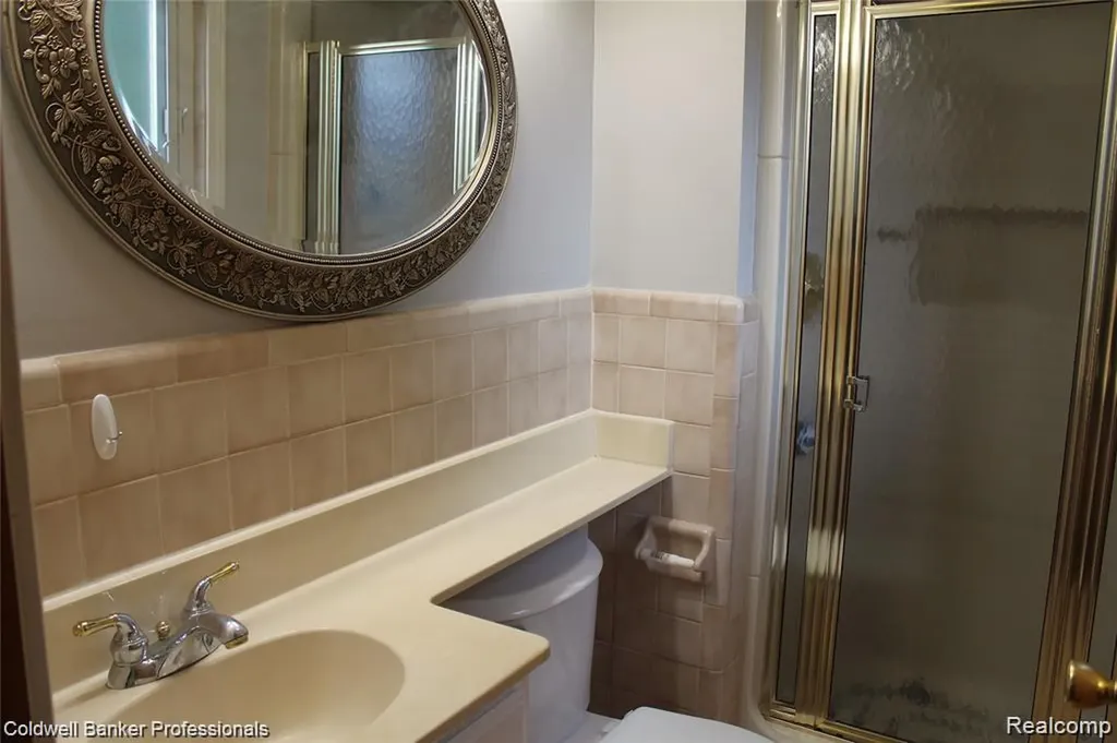 44227 Brandywyne Road Canton Charter Township MI 48187