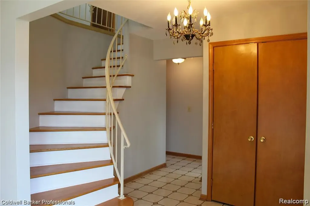 44227 Brandywyne Road Canton Charter Township MI 48187