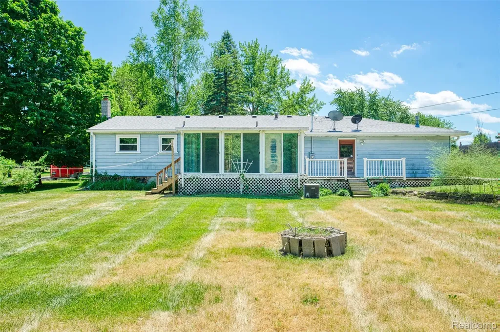 2653 Porcupine Trail Mayfield Township MI 48446