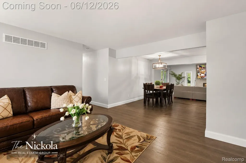 1580 Rockfield Drive Troy City MI 48085
